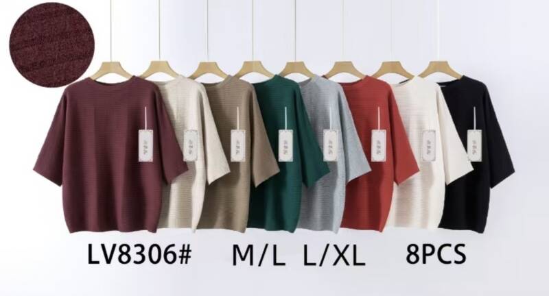 Swetry damskie Roz M/L-L/XL. Mix kolor. Paczka 8 szt